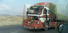L'approvisionnement de Kaboul arrive du Pakistan en traversant Surobi