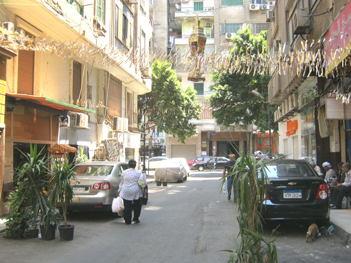 Rue calme à Zamalek, Le Caire, 15 août 2013
